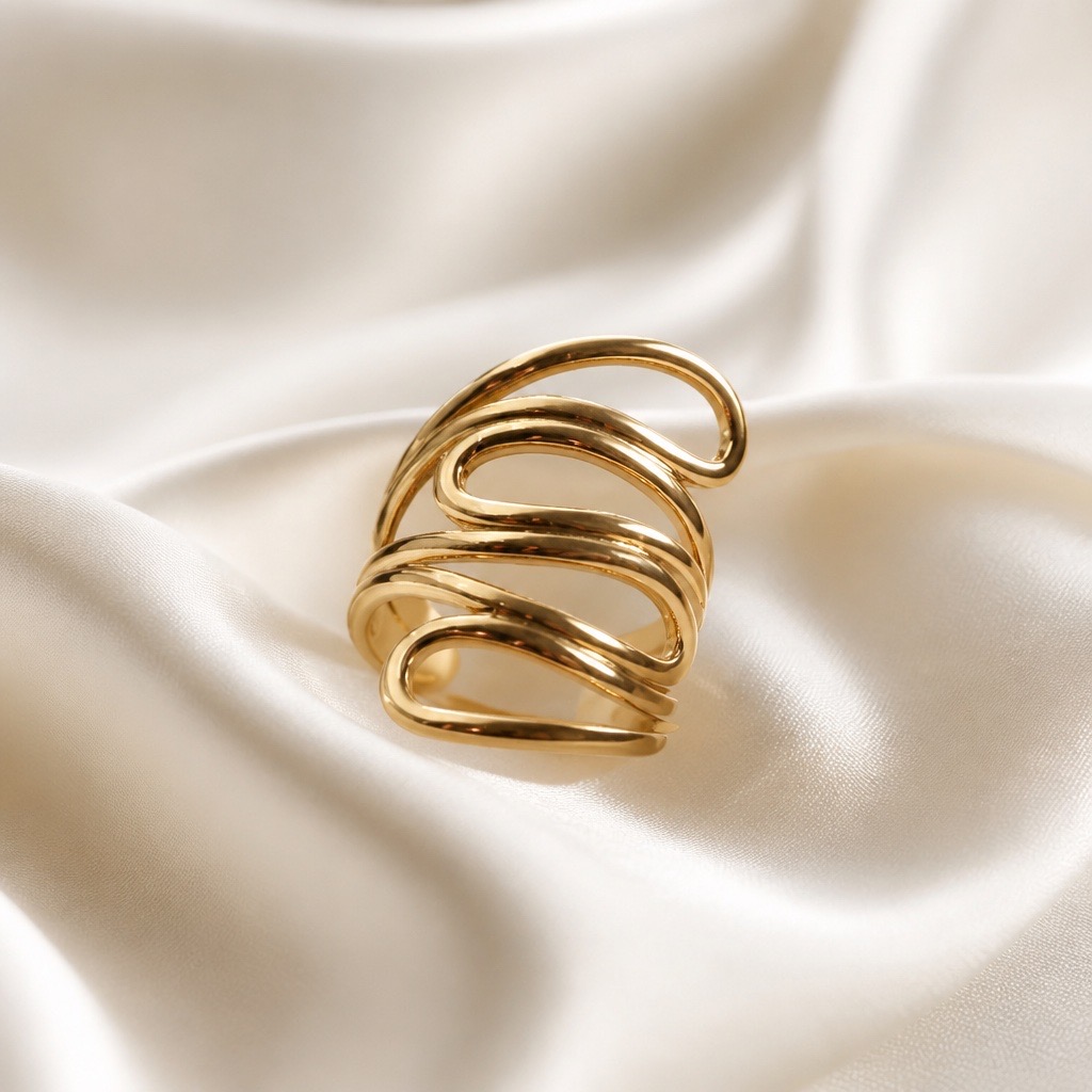 Ovie ring